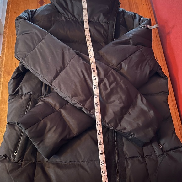 Black Andrew Marc women’s down jacket, size Large - Picture 6 of 7